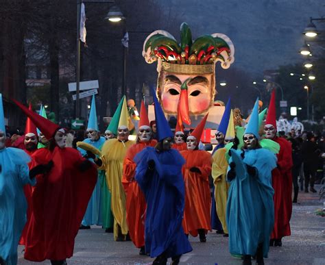 In 50 Mila Alla Prima Sfilata Del Carnevale Di Castrovillari IlCirotano