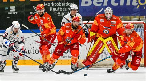 Eishockey Bildergalerie Del Esv Kaufbeuren Gewinnt Heimspiel Gegen