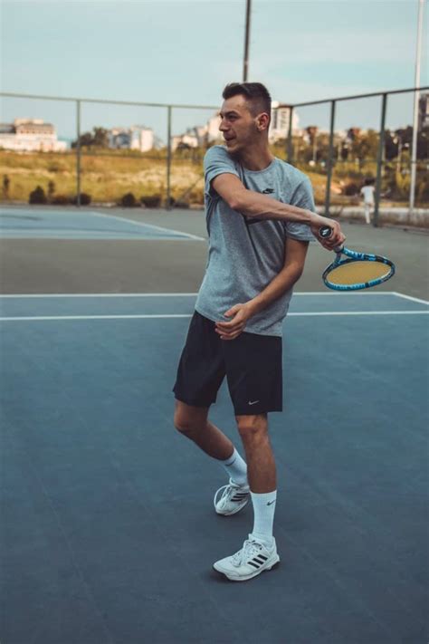 How To Hit A Forehand Lessons Of Tennis