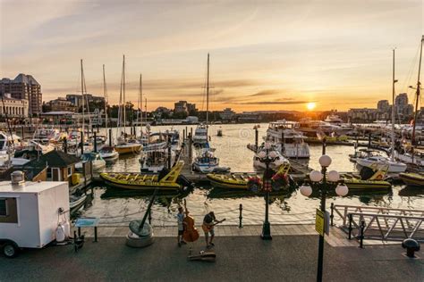 VICTORIA, CANADA - JULY 13, 2019: Street View in the City Center of ...