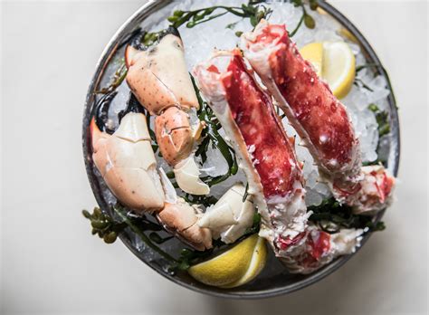 16 Best Seafood Restaurants In Chicago