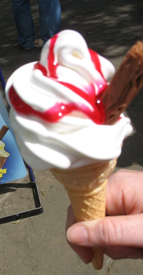 File:99 ice cream 2.jpg - Wikipedia