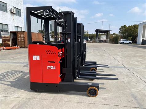 Safe Retractable Trolley Forklift 1 6ton 2ton 2 5ton Drive In Rack