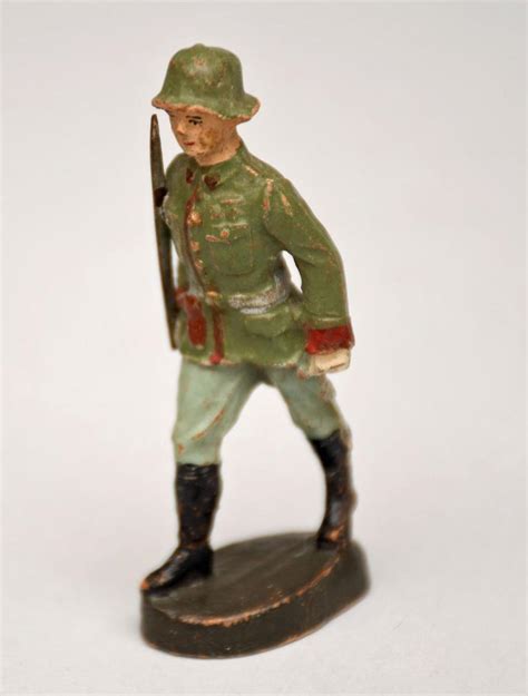 Regimentals German Wwii Elastolin Officer Marching