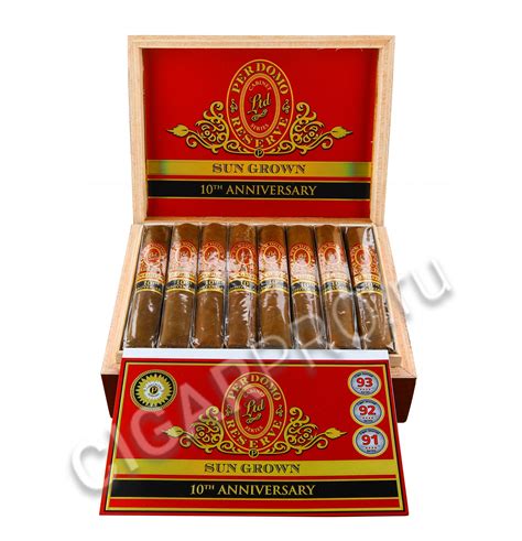 Perdomo Reserve Th Anniversary Sun Grown Robusto