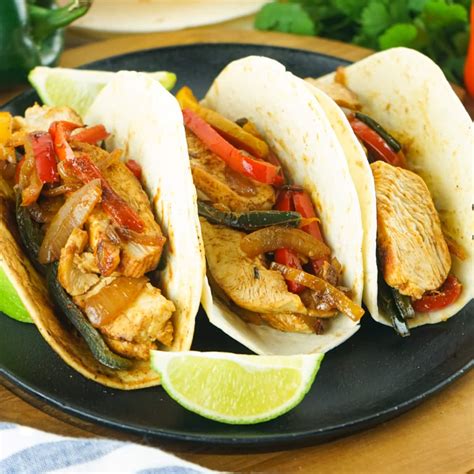 Easy Authentic Chicken Fajitas Recipe