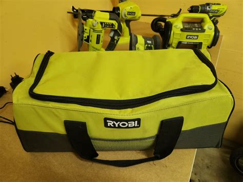 Ryobi Werkzeug SET | Kaufen auf Ricardo