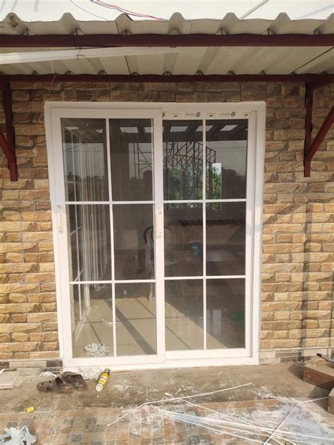 White Residential Upvc Two Track Sliding Window With Georgian Bar