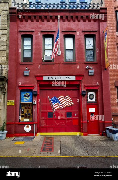 New York Fire Department Hi Res Stock Photography And Images Alamy