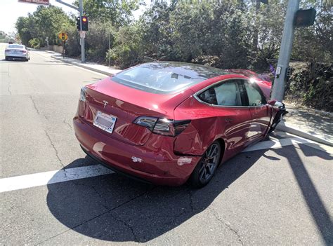 Another Tesla Model 3 crash proves 'it is the safest car ever built ...