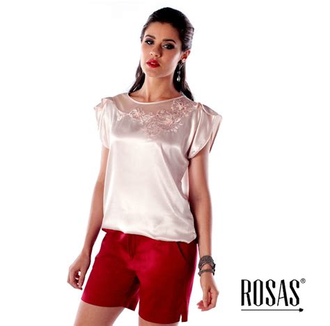 Rosas Confec Es Elegante E Sofisticada A Blusa De Seda Pode Ser