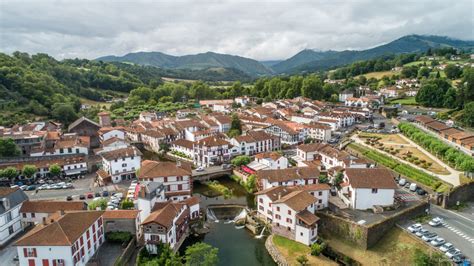 Commerces : Saint-Jean-Pied-de-Port à l’écoute de sa population - Saint ...