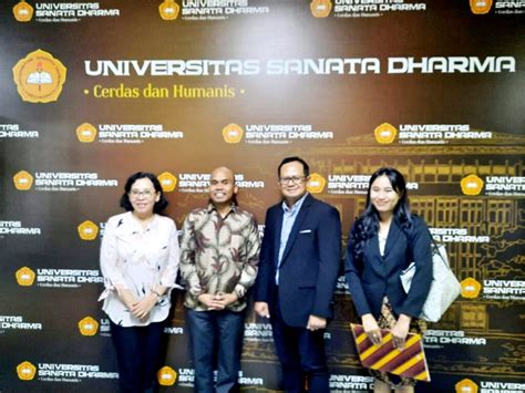 Unika Weetebula Kerjasama Dengan Sejumlah Universitas Untuk Kolaborasi