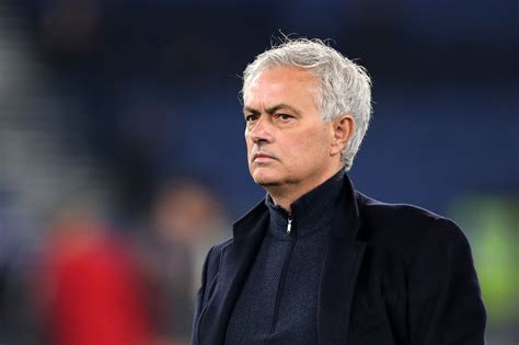 Drei Tage Nach Rom Aus Mourinho Wohl Mit Neuem Klub Einig