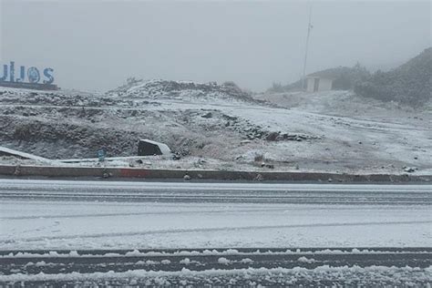 Cayó nieve en Papallacta cerca de Quito Por qué