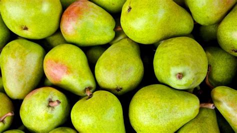 Las Propiedades De La Pera Una Fruta Muy Veraniega Y Los Beneficios