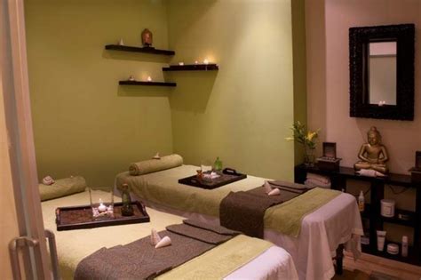 Mobiliario Esencial Para Un Spa Home Spa Room Spa Rooms Salon Suites