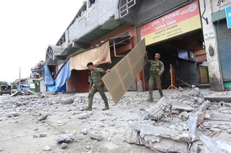 ASÍ SE VIVIÓ EL MOMENTO EXACTO EN QUE CAE TECHO POR TERREMOTO EN