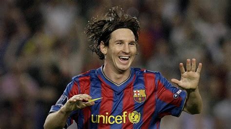 Messi wins 2009 Ballon d'Or | UEFA Champions League 2009/10 | UEFA.com