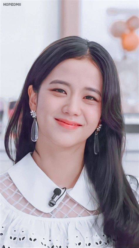 Hourly Jisoo ️ On Twitter Peinado De Corazon Blackpink Fotos De