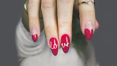 How Long Do Acrylic Nails Last 10 Tips For A Long Lasting Manicure