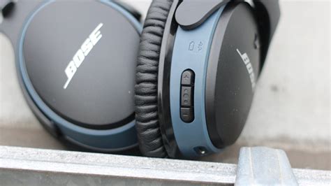 Bose Soundlink Around Ear Wireless Headphones Ii Review Still An Excellent Choice Expert Reviews