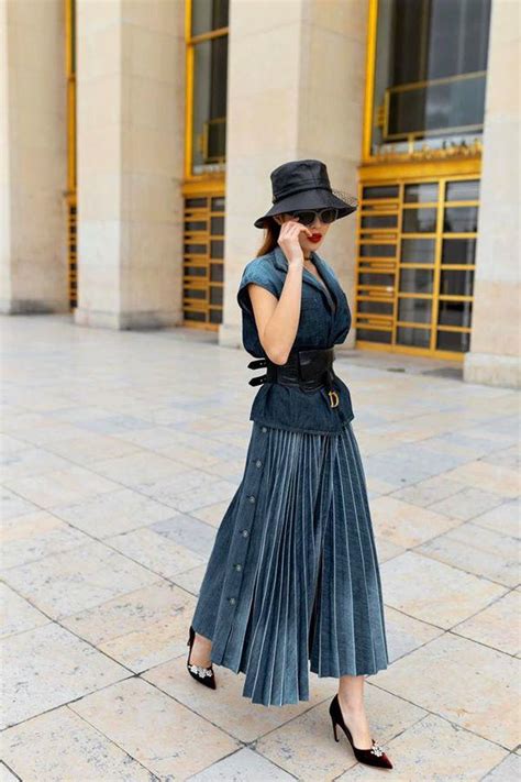 K Duy N Chuy N Sang Di N Bikini K N O V Ng Khoe Kh O V Ng L N C S N Ch C