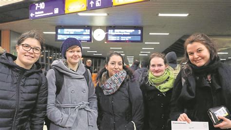 Sturm In Kassel Z Ge Fielen Am Bahnhof Wilhelmsh He Aus