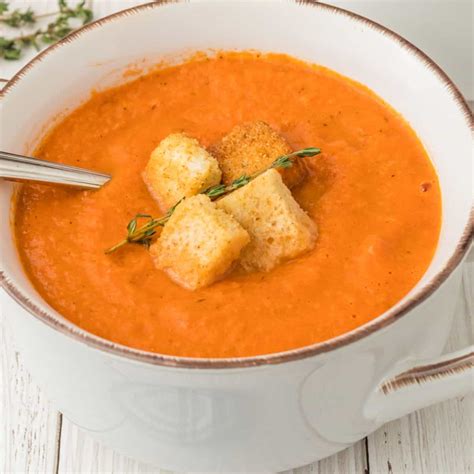 Slow Cooker Classic Tomato Soup ⋆ Real Housemoms