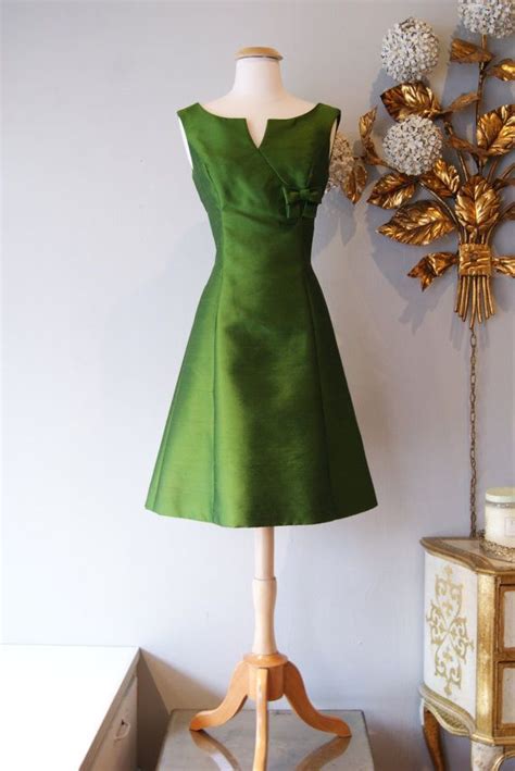 1960s Dress Vintage 60s Dress Vintage Green Silk Shift Etsy Vintage Dresses Vintage