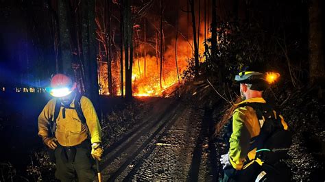 New Photos Collett Ridge Fire Now Threatening 16 Structures Forest