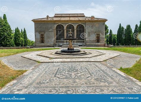 Fountain in the Gardens of Villa Farnese Editorial Photography - Image ...