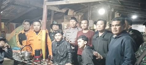 Tiga Pendaki Dari Medan Tersesat Di Gunung Sibayak