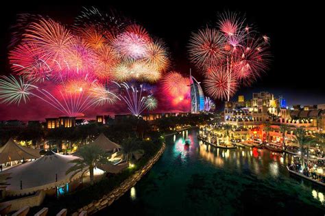 Dubai S Nye Fireworks Best Places For New Year Celebrations