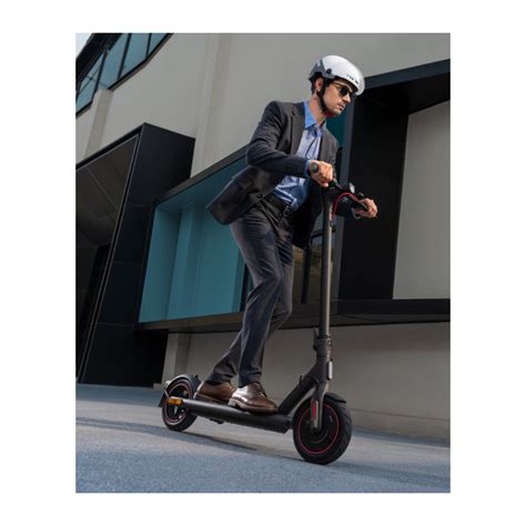 Электросамокат Xiaomi Electric Scooter 4 Pro черный : купить по ...