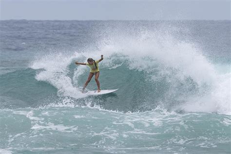 Bronson Meydi And Lidia Kato Win West Papua International Surfing