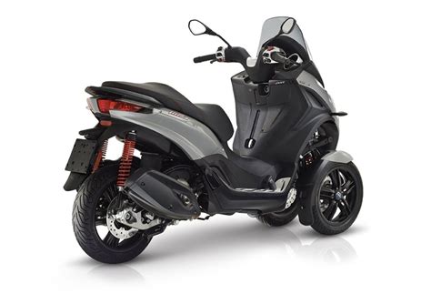 Piaggio Mp Hpe Sport Prezzo E Scheda Tecnica Moto It