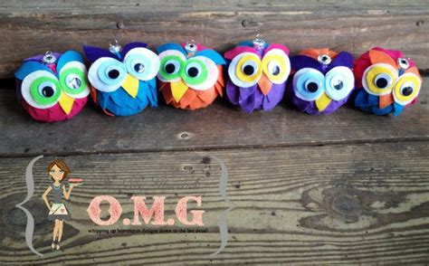 Diy Felt Owl Ornaments Pinned By Myowlbarn Felt Ball Crafts