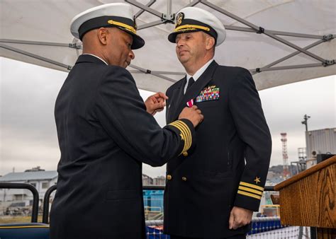 DVIDS - News - USS Howard Conducts Change of Command Ceremony