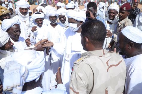 حميدتي يؤدي صلاة عيد الأضحى بمنطقة الزرق شمال دارفور اخبار السودان