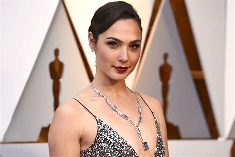 Gal Gadot At Oscars Wallpaper Hd Celebrities Wallpapers K The Best