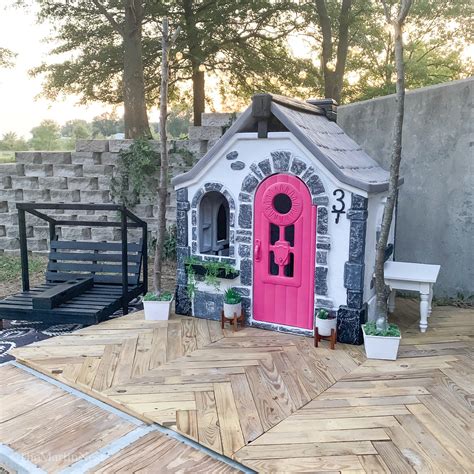 Plastic Playhouse Makeover A DIY Project With Spray Paint