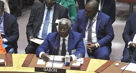 Gabon Transition Raymond Ndong Sima annonce une série de