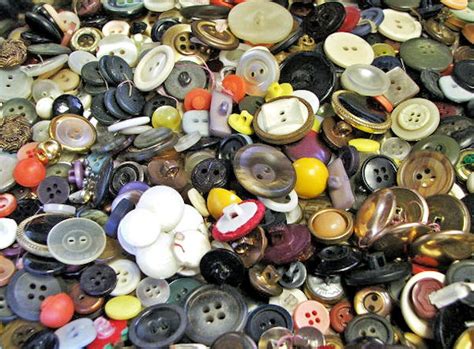 The History of Buttons 