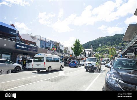 Queenstown New Zealandcity Streets Of Queenstown South Island New
