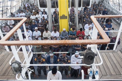 Salat Idul Adha Di Kri Bima Suci Antara Foto