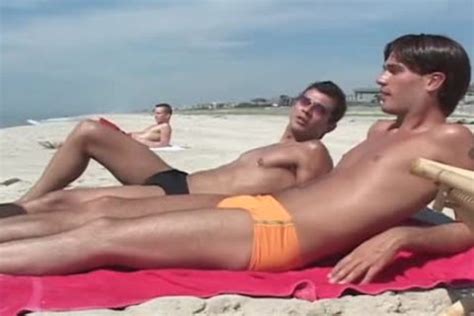 Free Bitch Gay Male Videos At Boy 18 Tube