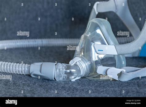 CPAP mask with a full face mask cpap machine against obstructive sleep ...