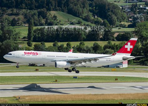 Hb Jhg Swiss Airbus A At Zurich Photo Id Airplane