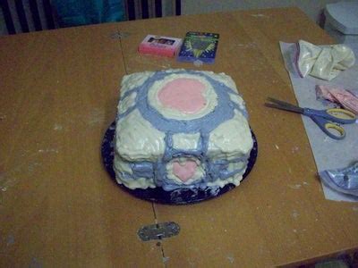 Portal Companion Cube Cake - Instructables